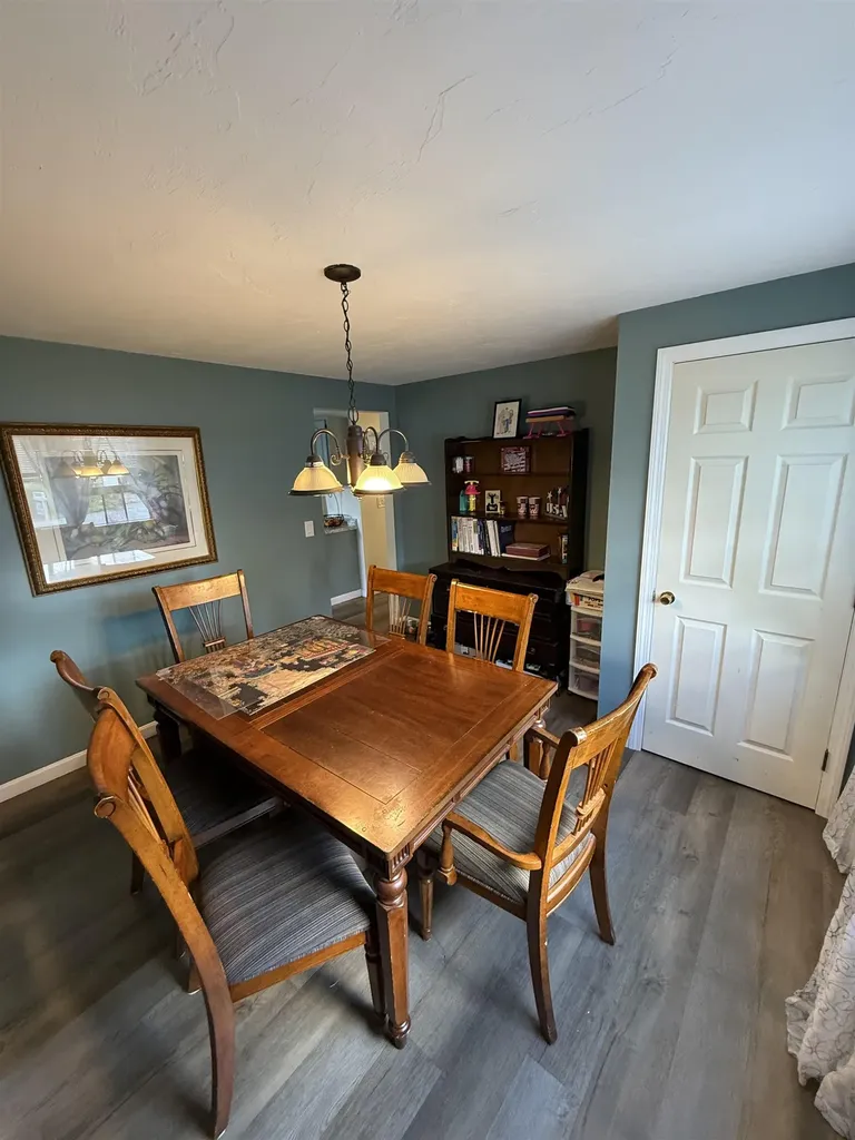 7 Willow Street Allenstown NH 03275