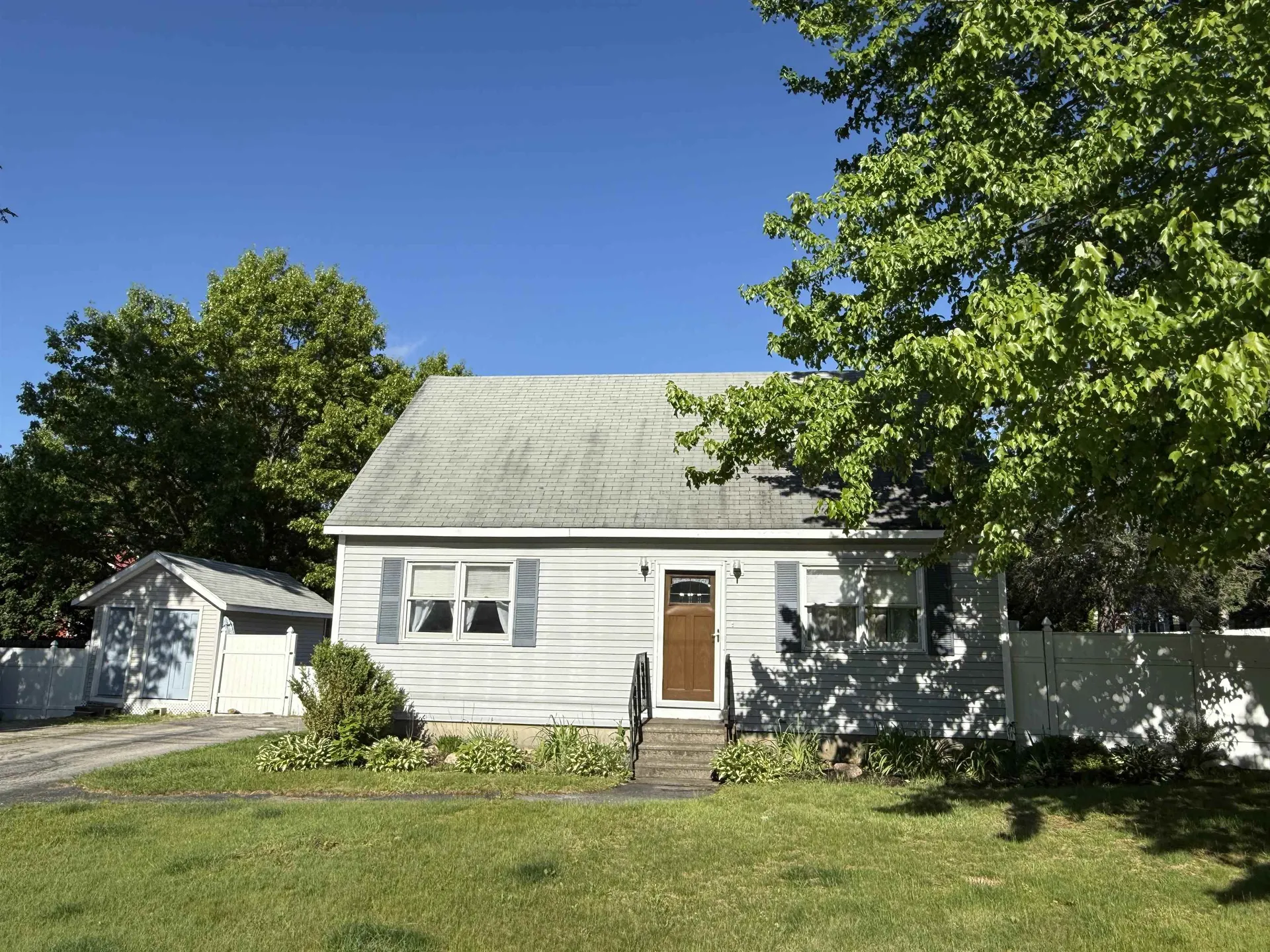 7 Willow Street Allenstown NH 03275