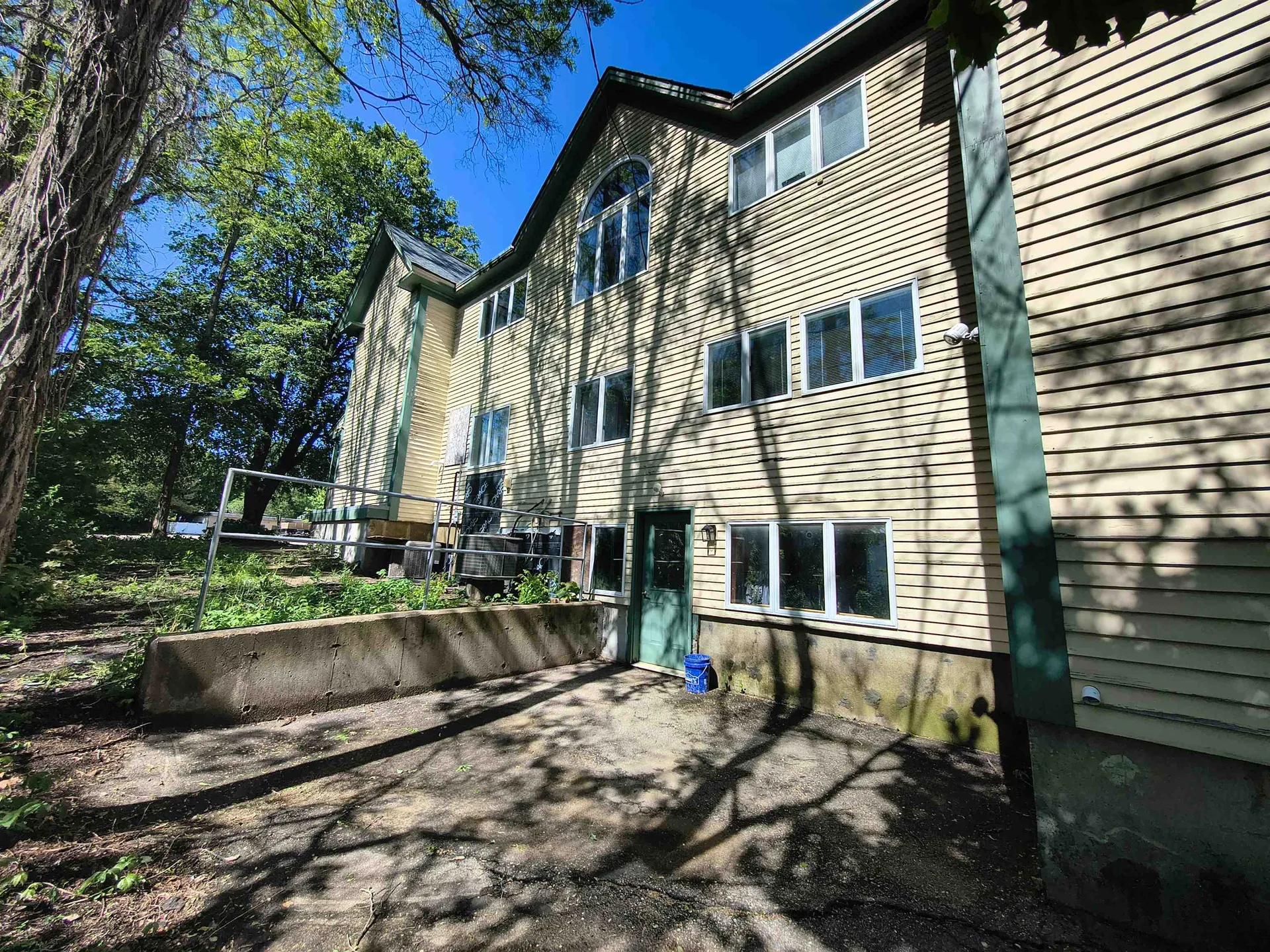376 Union Avenue Laconia NH 03246
