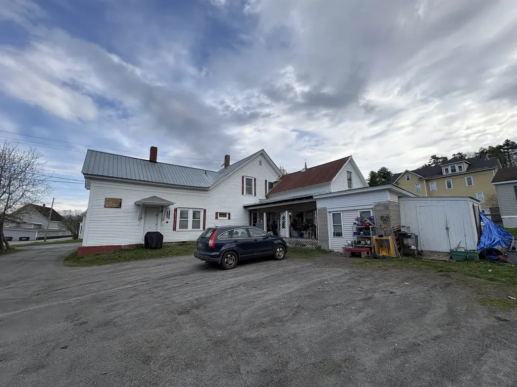 719 Hill Street Lyndon VT 05851