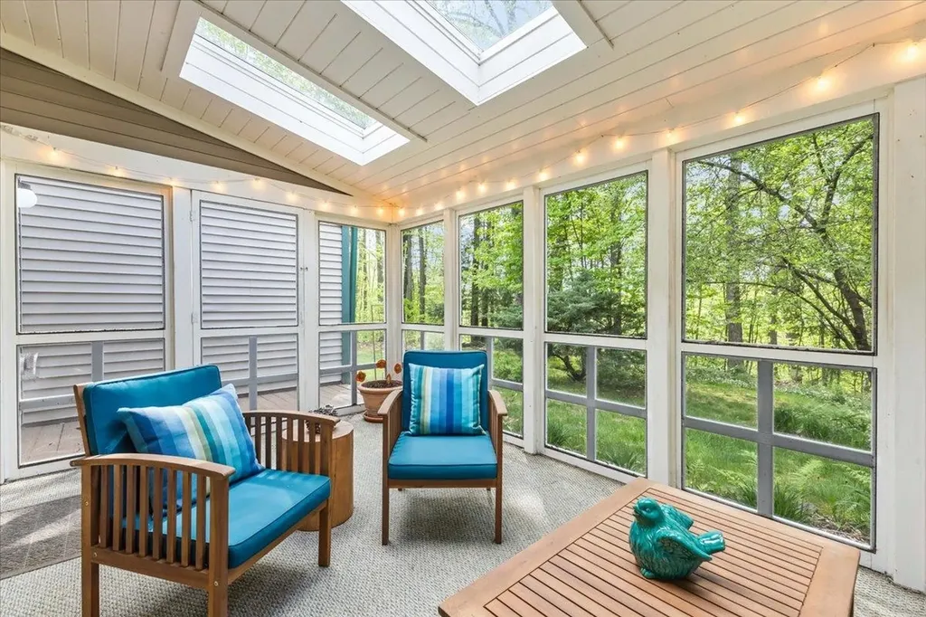 19 Saxon Hollow Drive Essex Junction VT 05452