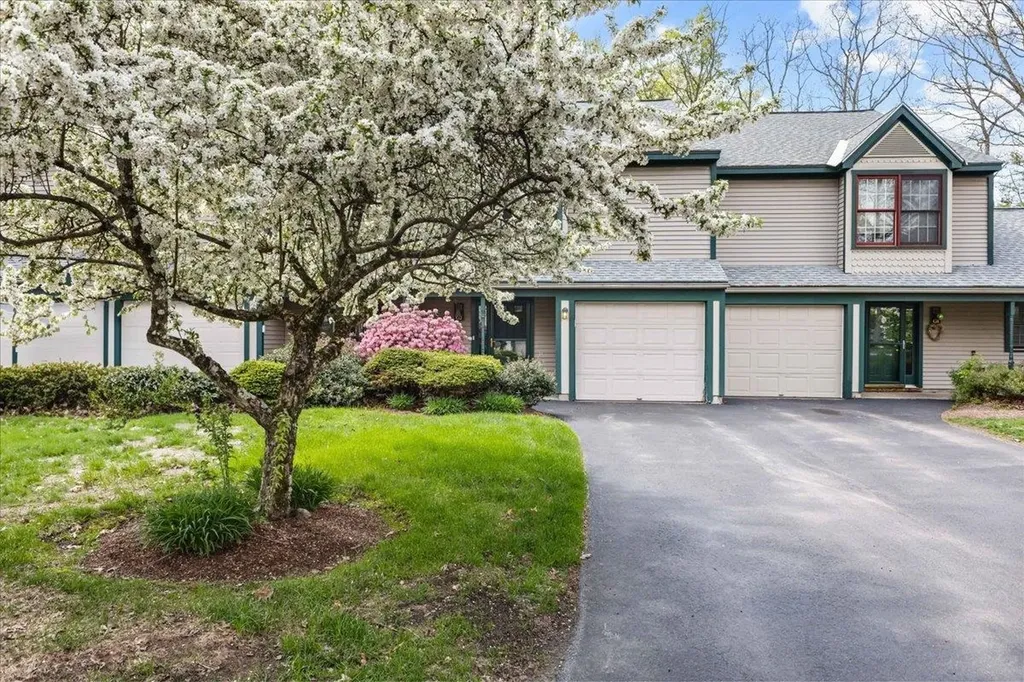 19 Saxon Hollow Drive Essex Junction VT 05452