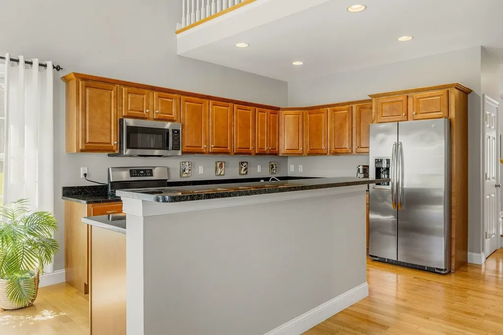 7 Blossom Lane Stratham NH 03885