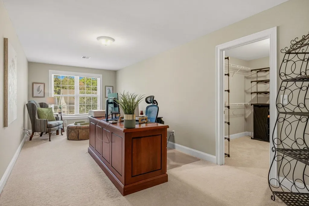 7 Blossom Lane Stratham NH 03885
