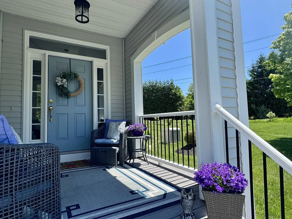 7 Blossom Lane Stratham NH 03885
