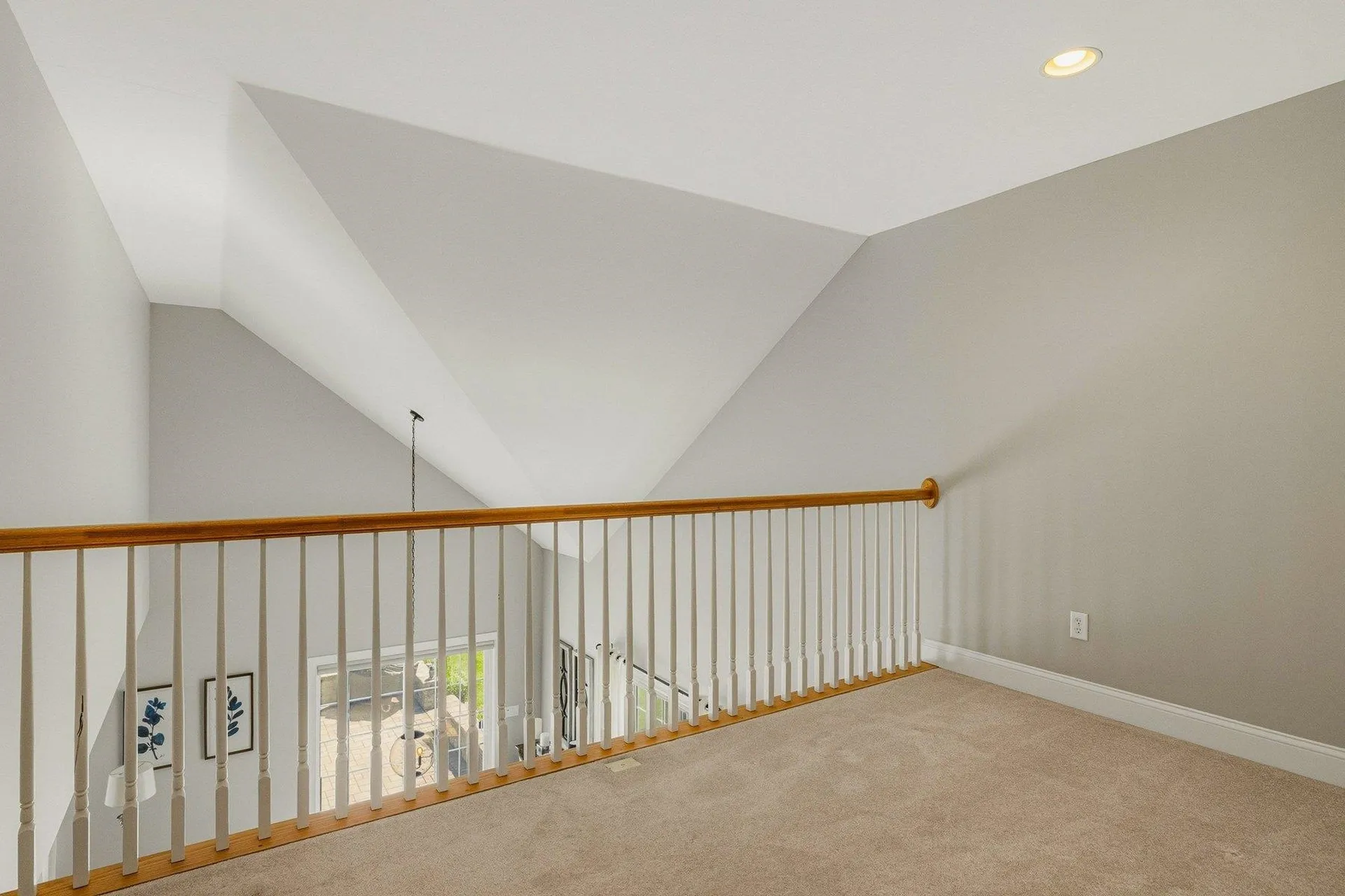 7 Blossom Lane Stratham NH 03885