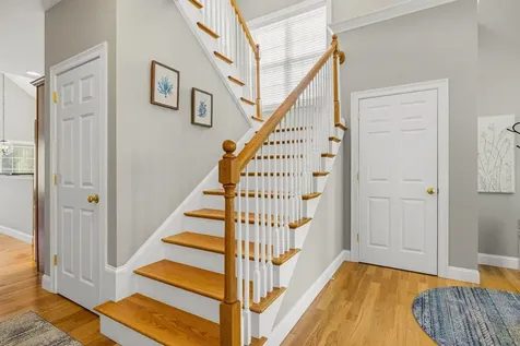 7 Blossom Lane Stratham NH 03885