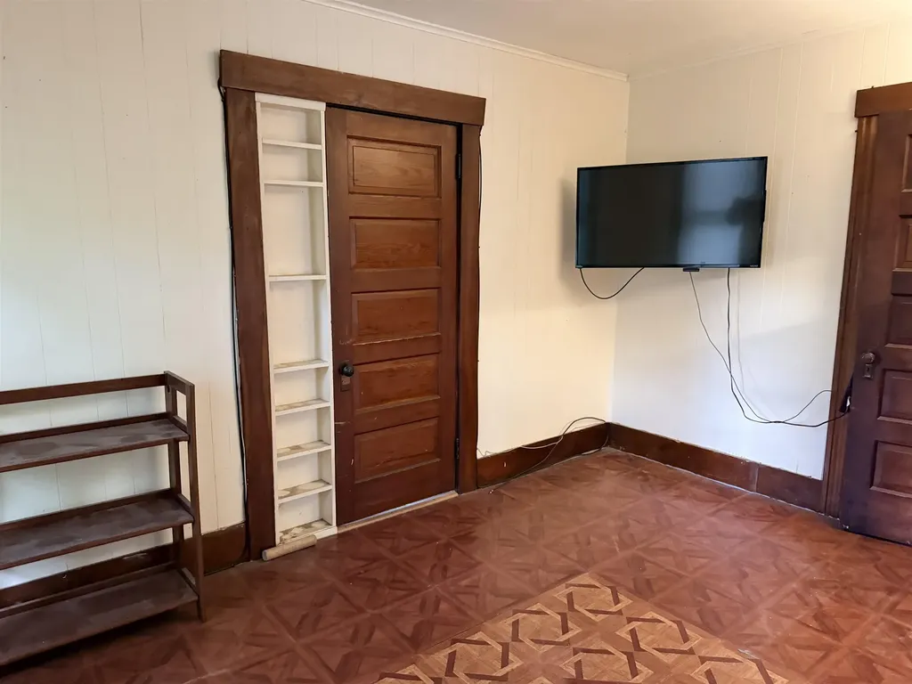 50 Oak Grove Avenue Brattleboro VT 05301