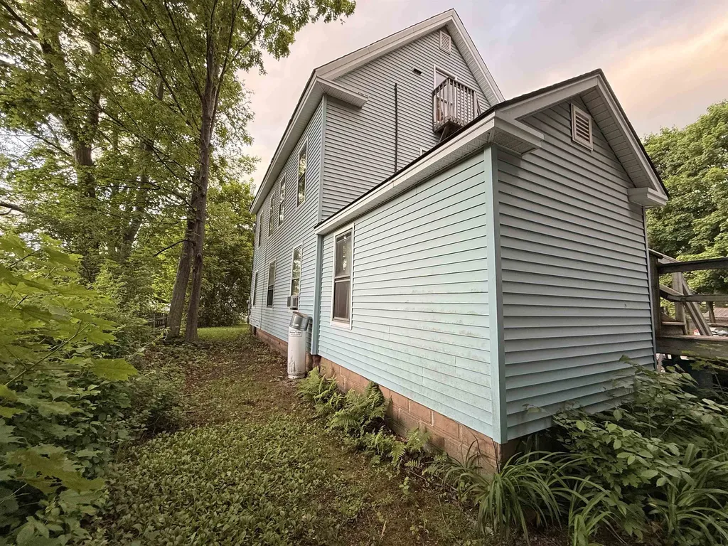 50 Oak Grove Avenue Brattleboro VT 05301