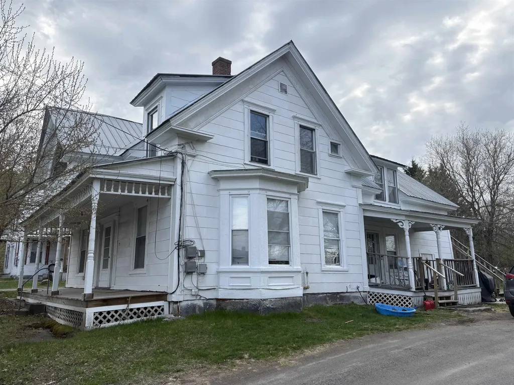 731 Hill Street Lyndon VT 05851