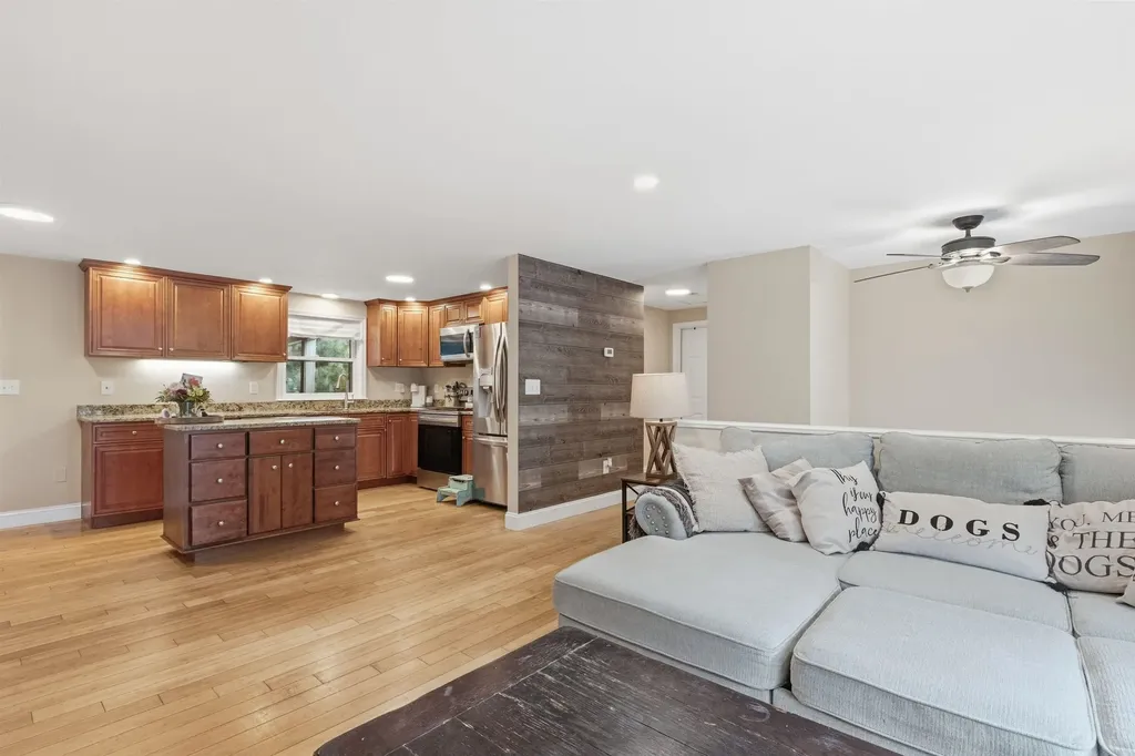 8 Glenridge Road Belmont NH 03220