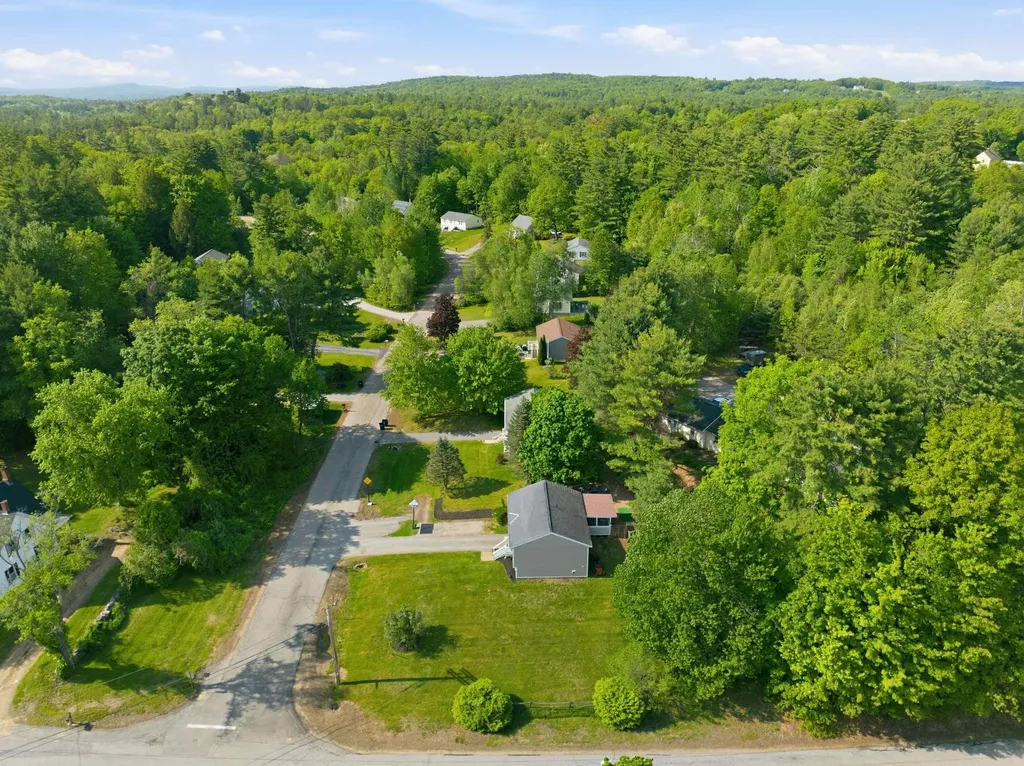 8 Glenridge Road Belmont NH 03220