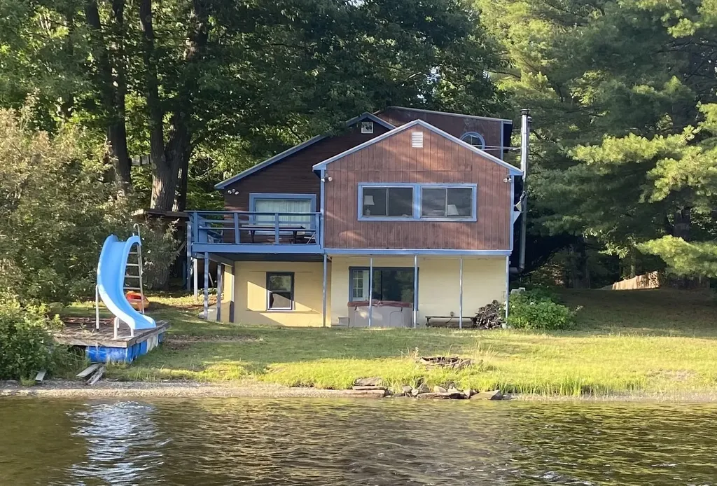 94 Icehouse Road Lebanon NH 03766