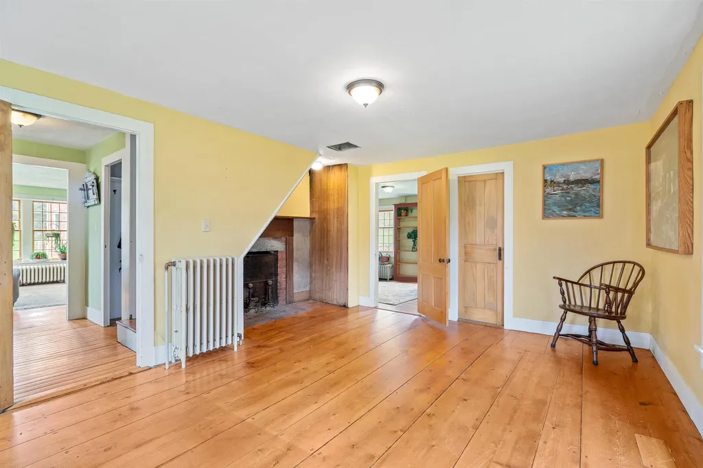 77 Kibling Hill Road Tunbridge VT 05077