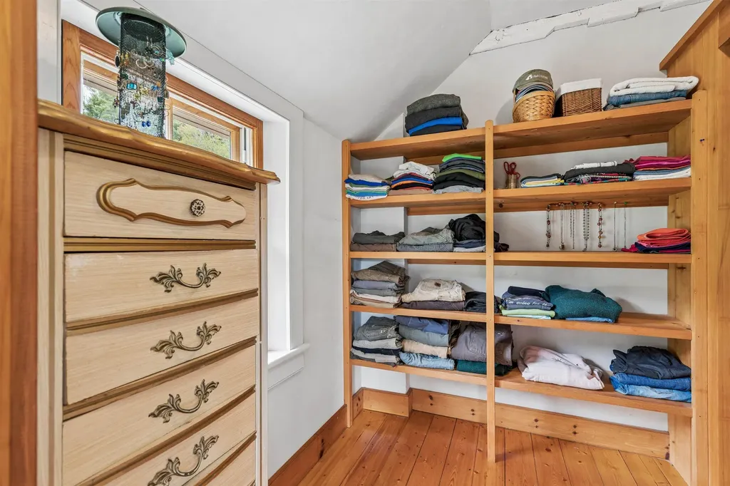 77 Kibling Hill Road Tunbridge VT 05077
