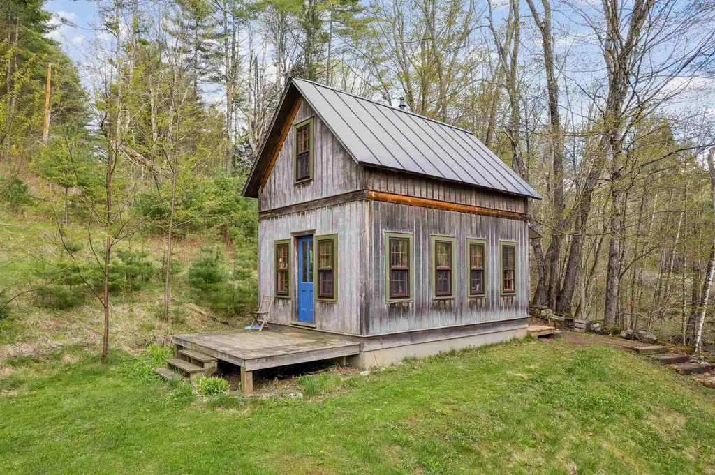 77 Kibling Hill Road Tunbridge VT 05077