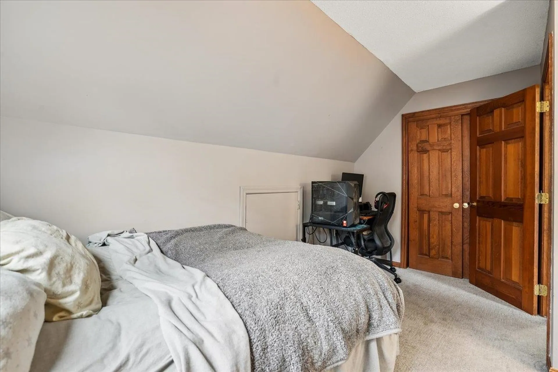 93 English Range Road Derry NH 03038