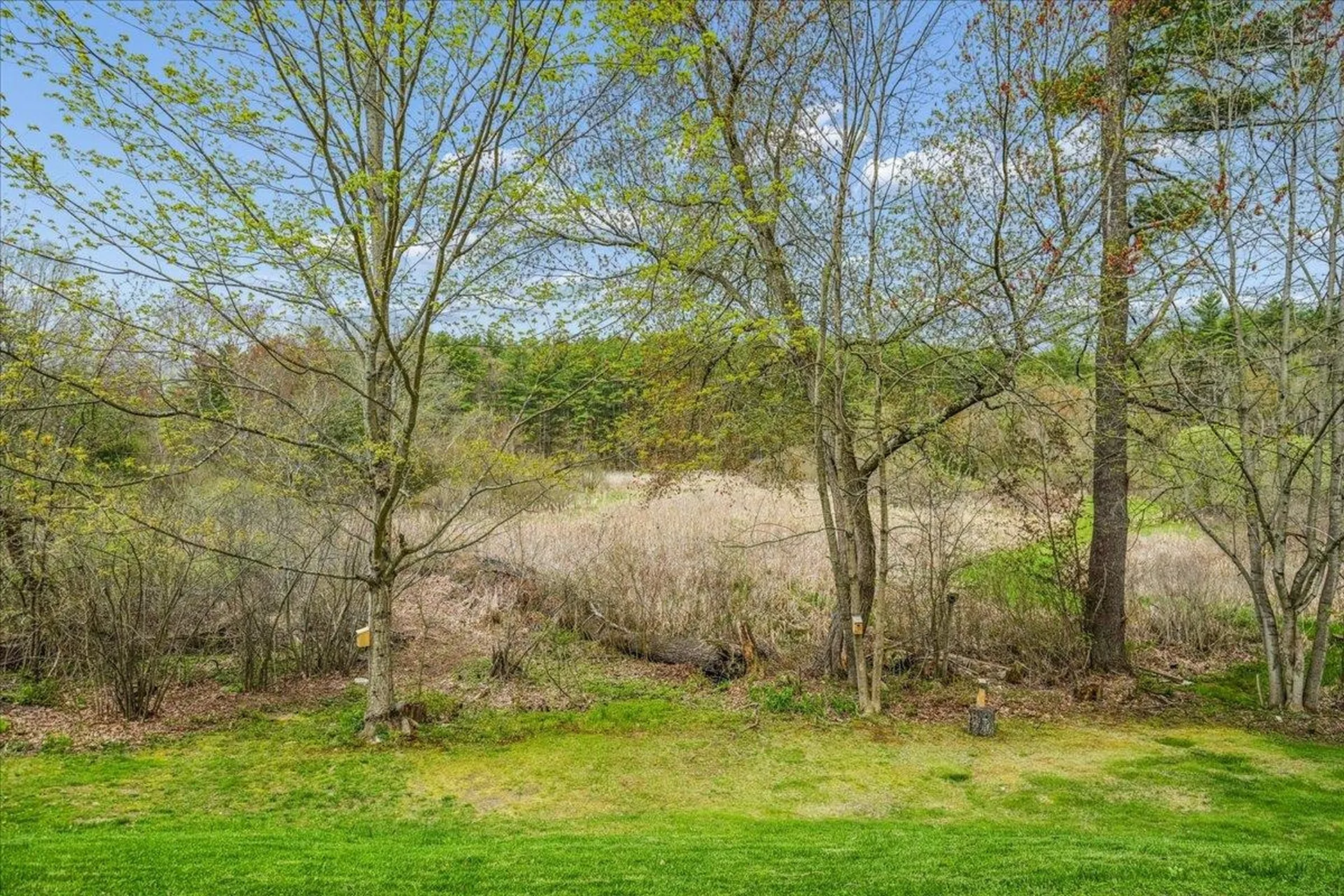 93 English Range Road Derry NH 03038