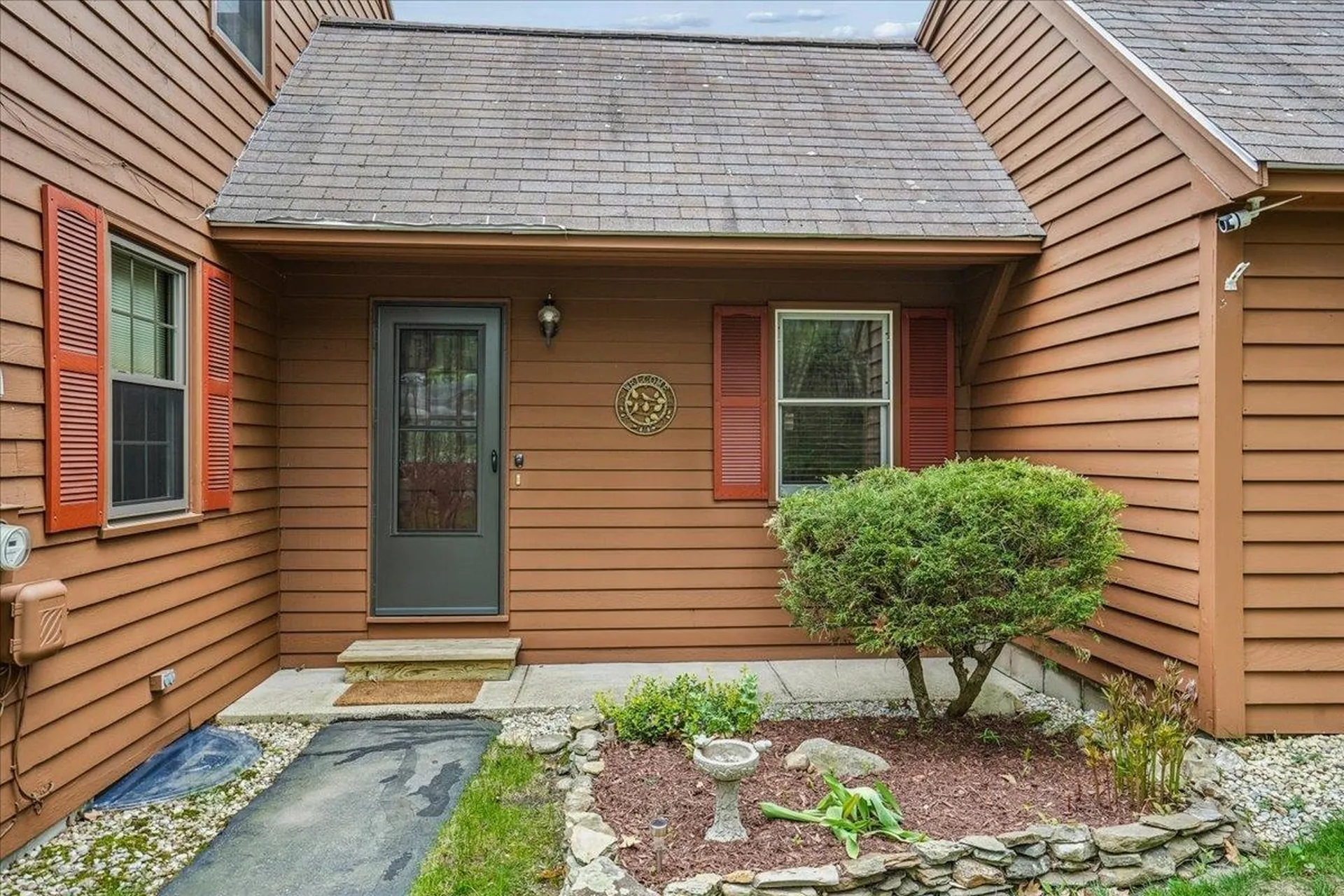93 English Range Road Derry NH 03038