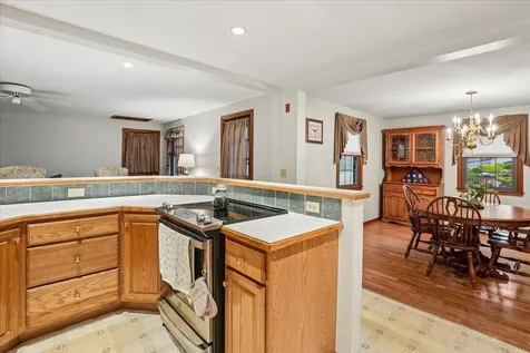 93 English Range Road Derry NH 03038
