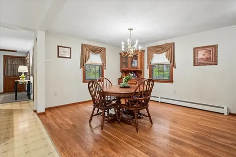 93 English Range Road Derry NH 03038