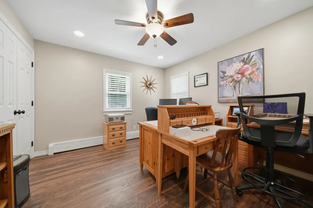 19 Deer Street Tilton NH 03276