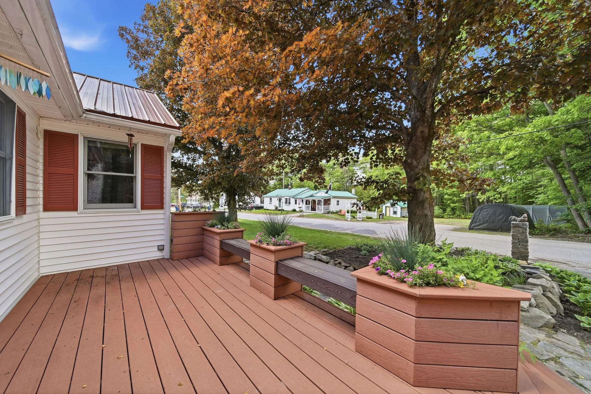 19 Deer Street Tilton NH 03276