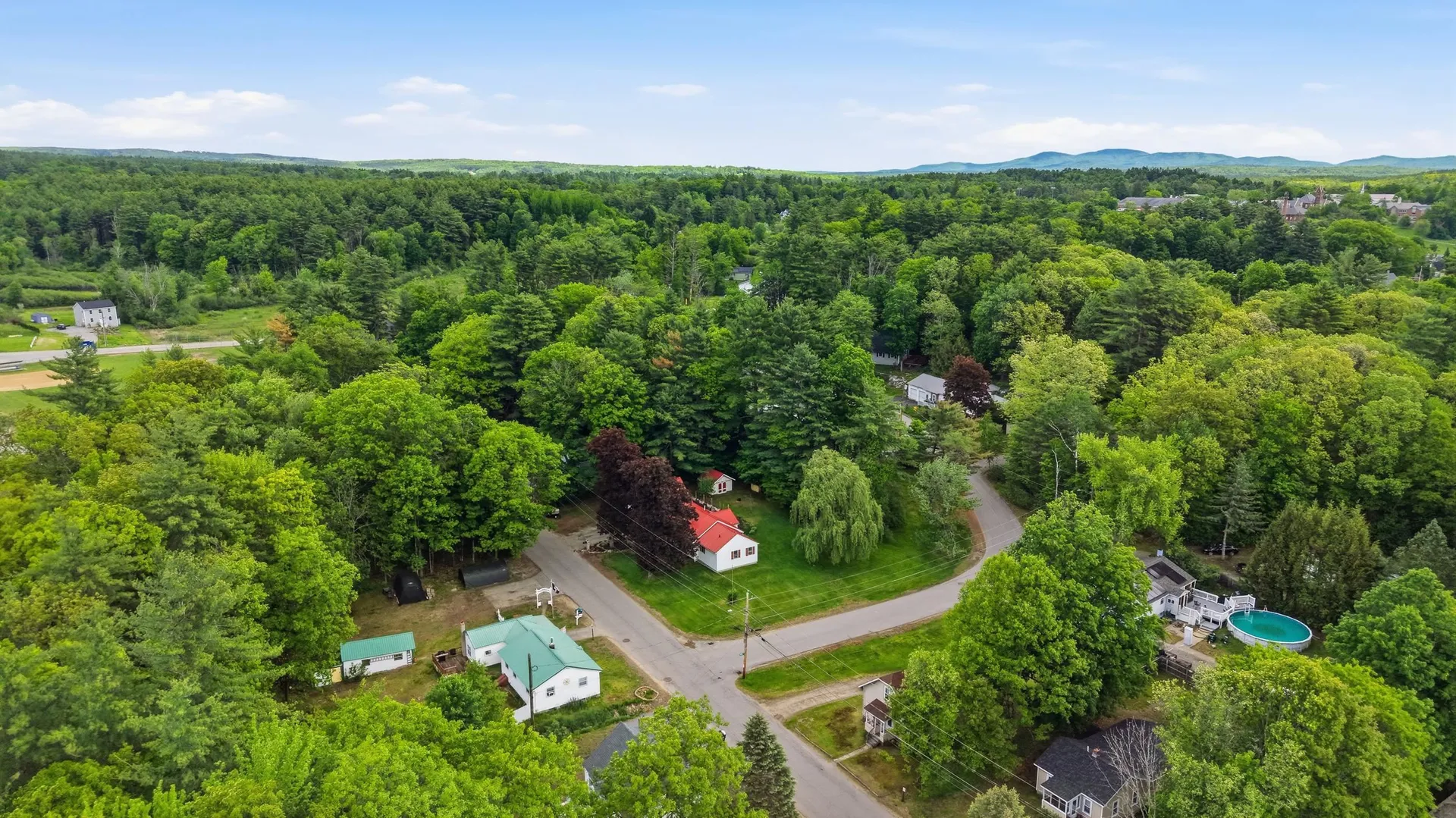 19 Deer Street Tilton NH 03276