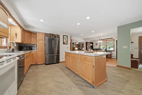 19 Deer Street Tilton NH 03276