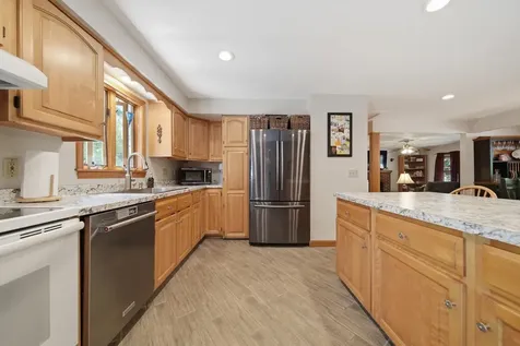 19 Deer Street Tilton NH 03276