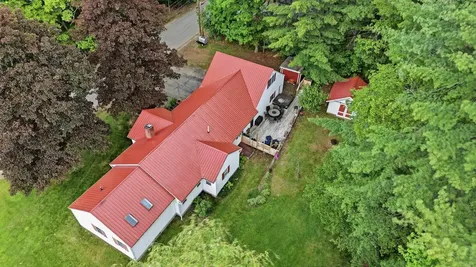 19 Deer Street Tilton NH 03276