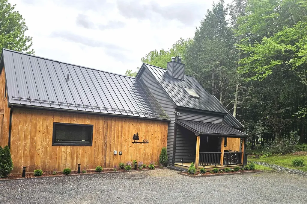 654 Moulton Lane Stowe VT 05672