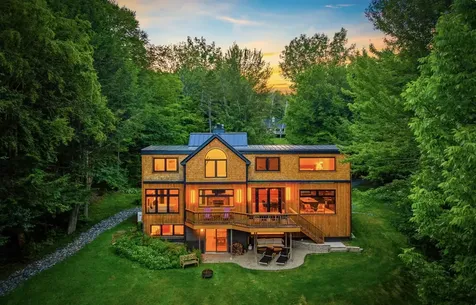 654 Moulton Lane Stowe VT 05672