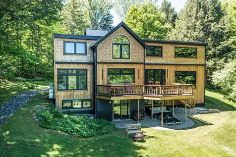 654 Moulton Lane Stowe VT 05672