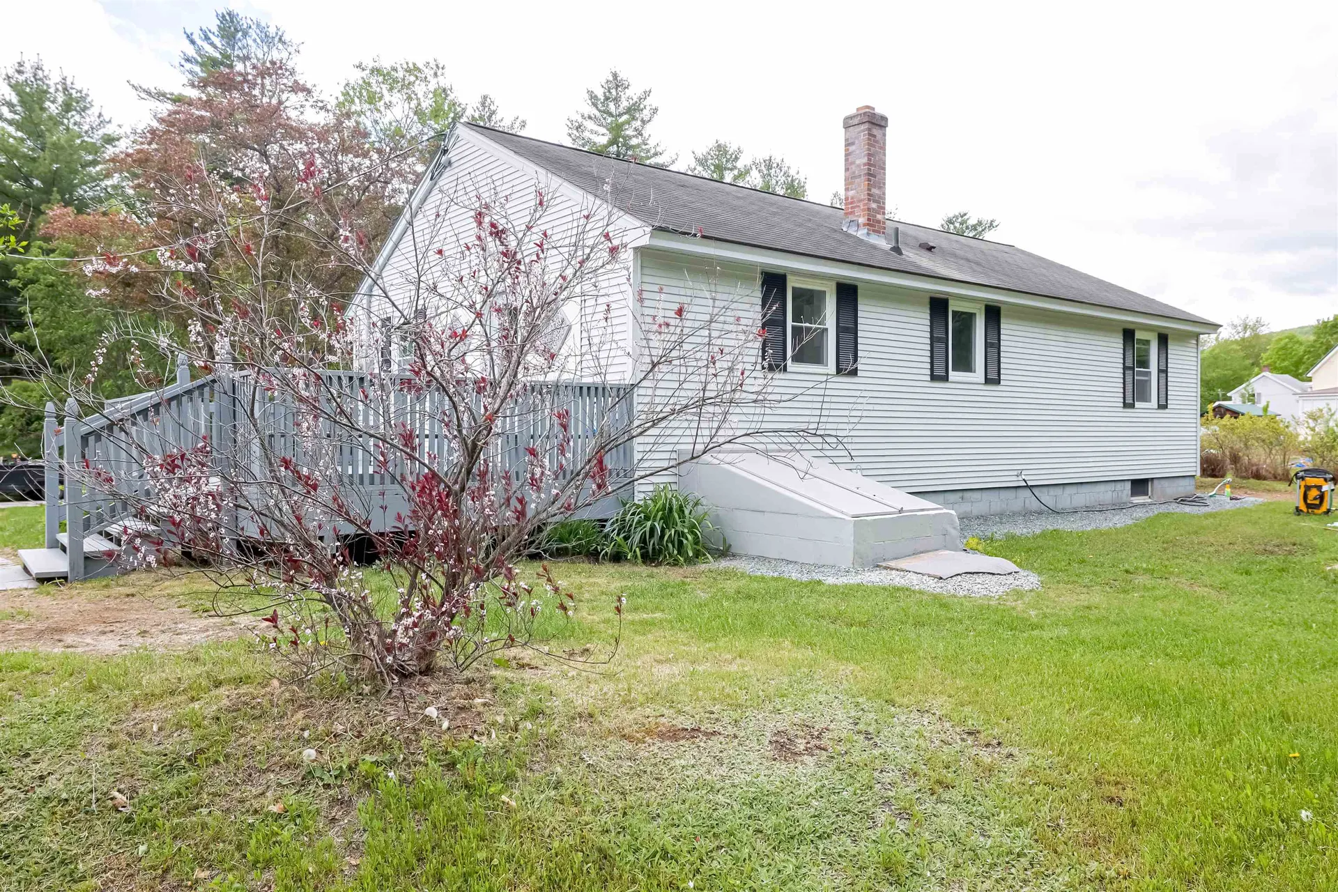 94 Hillside Avenue Northumberland NH 03582