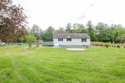 94 Hillside Avenue Northumberland NH 03582