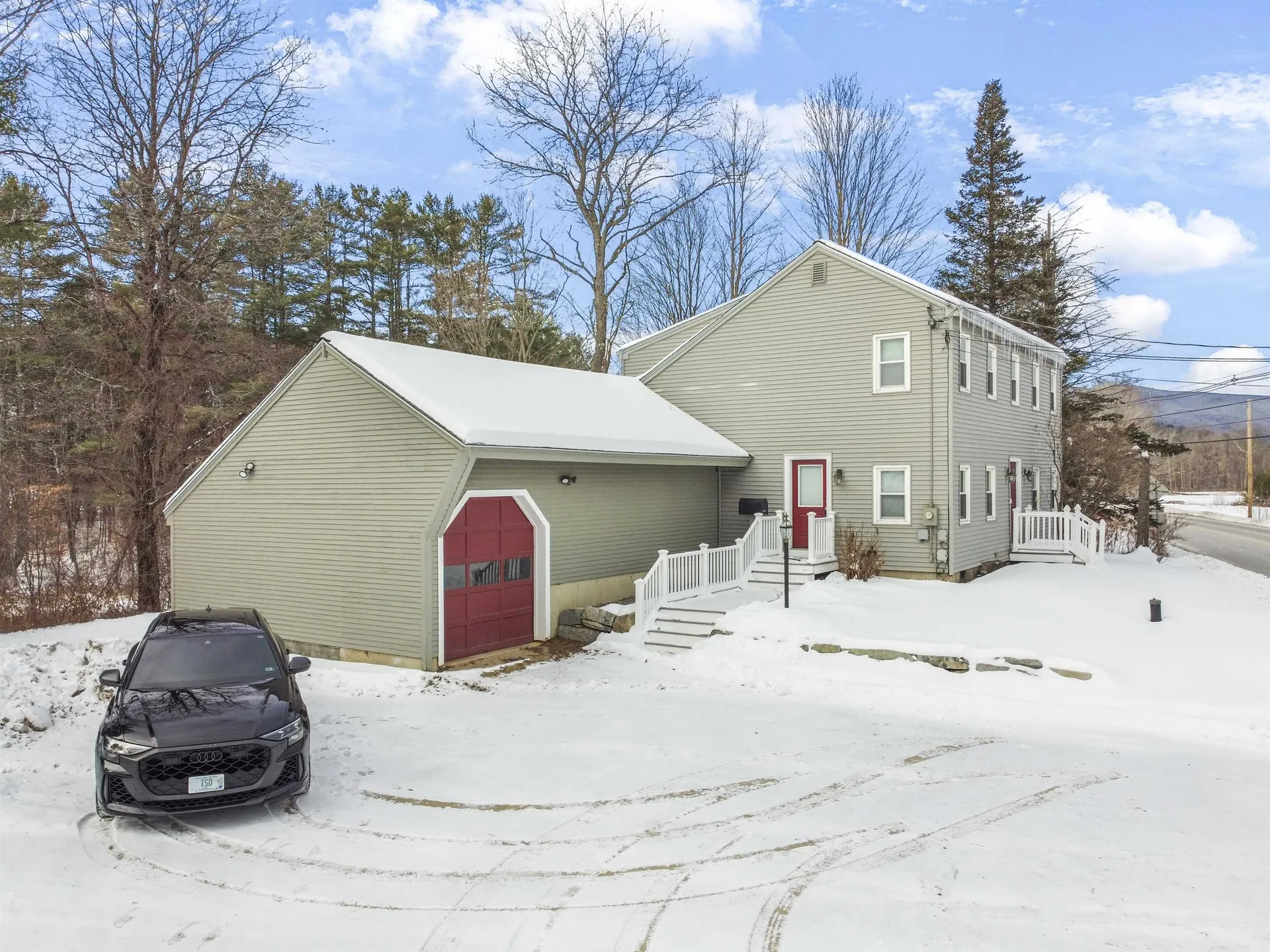 55 Smith Bridge Road Plymouth NH 03264