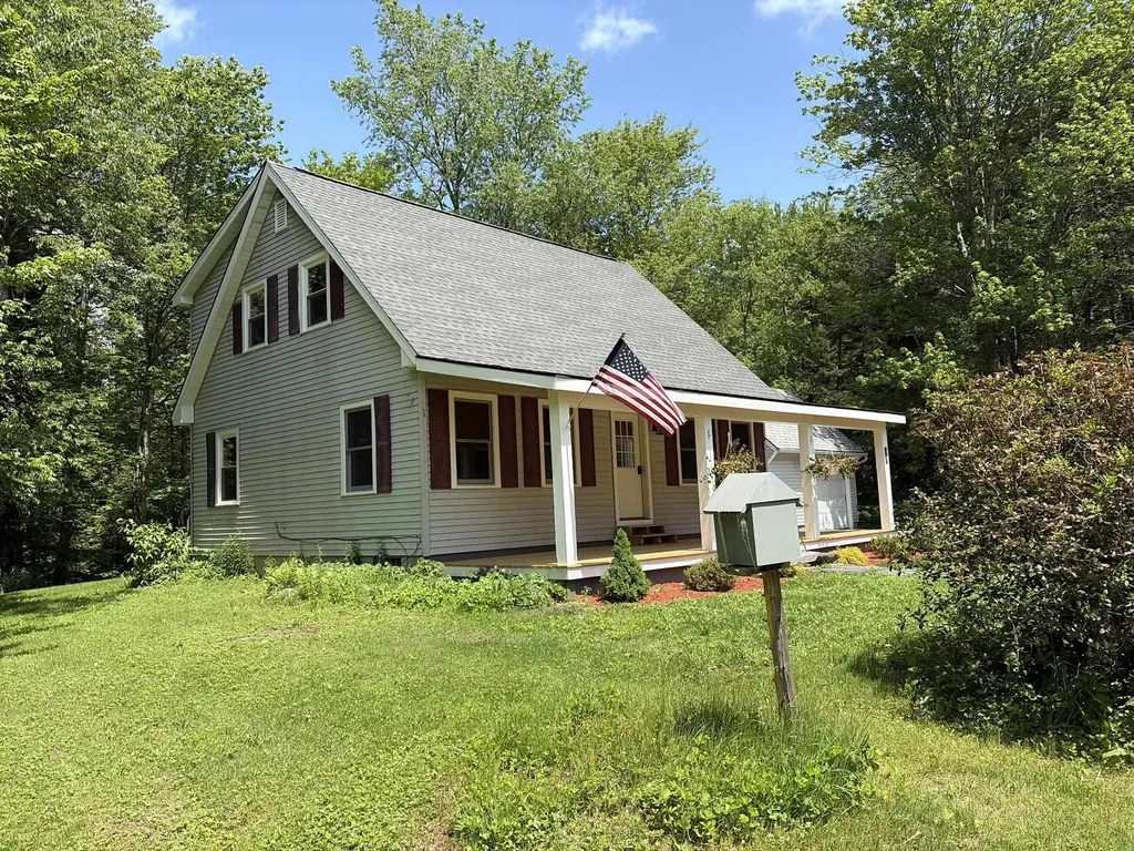 71 Tasher Lane Cambridge VT 05444