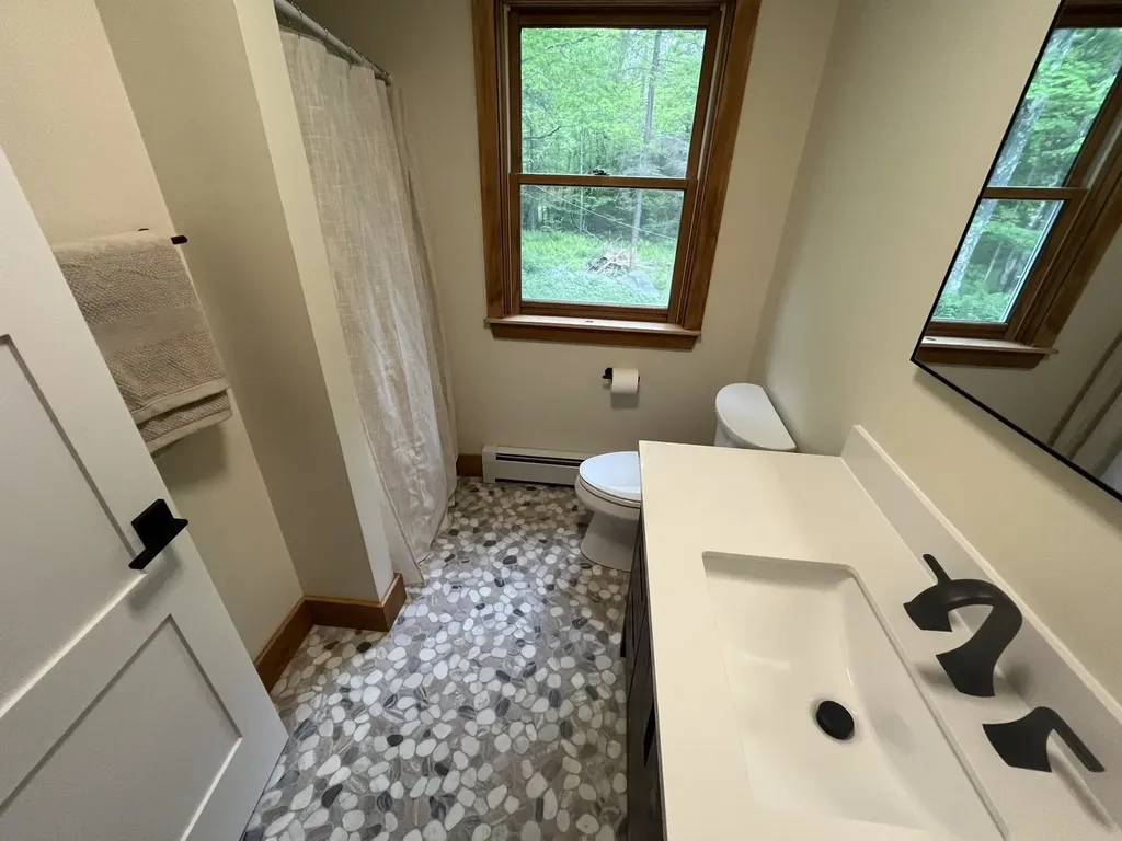 71 Tasher Lane Cambridge VT 05444