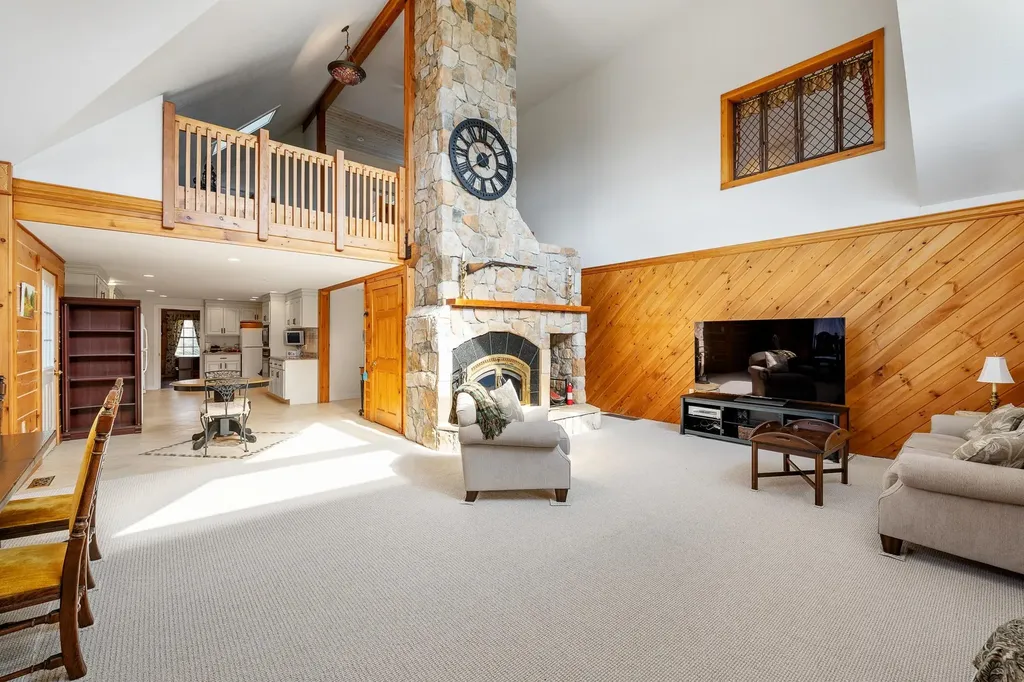 68 Garland Road Lancaster NH 03584