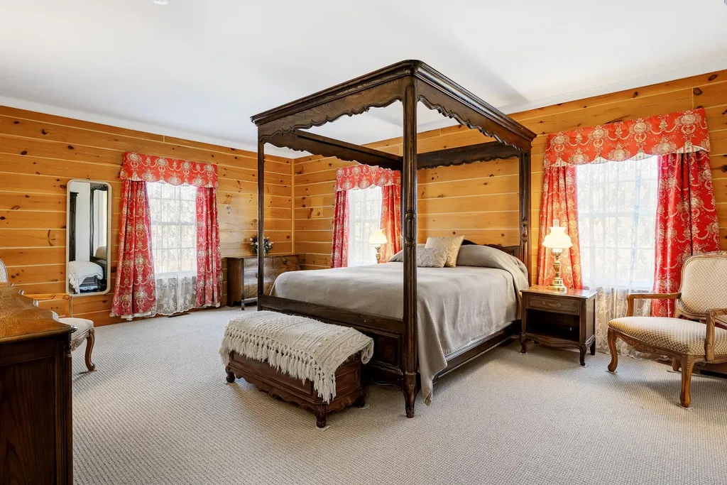 68 Garland Road Lancaster NH 03584