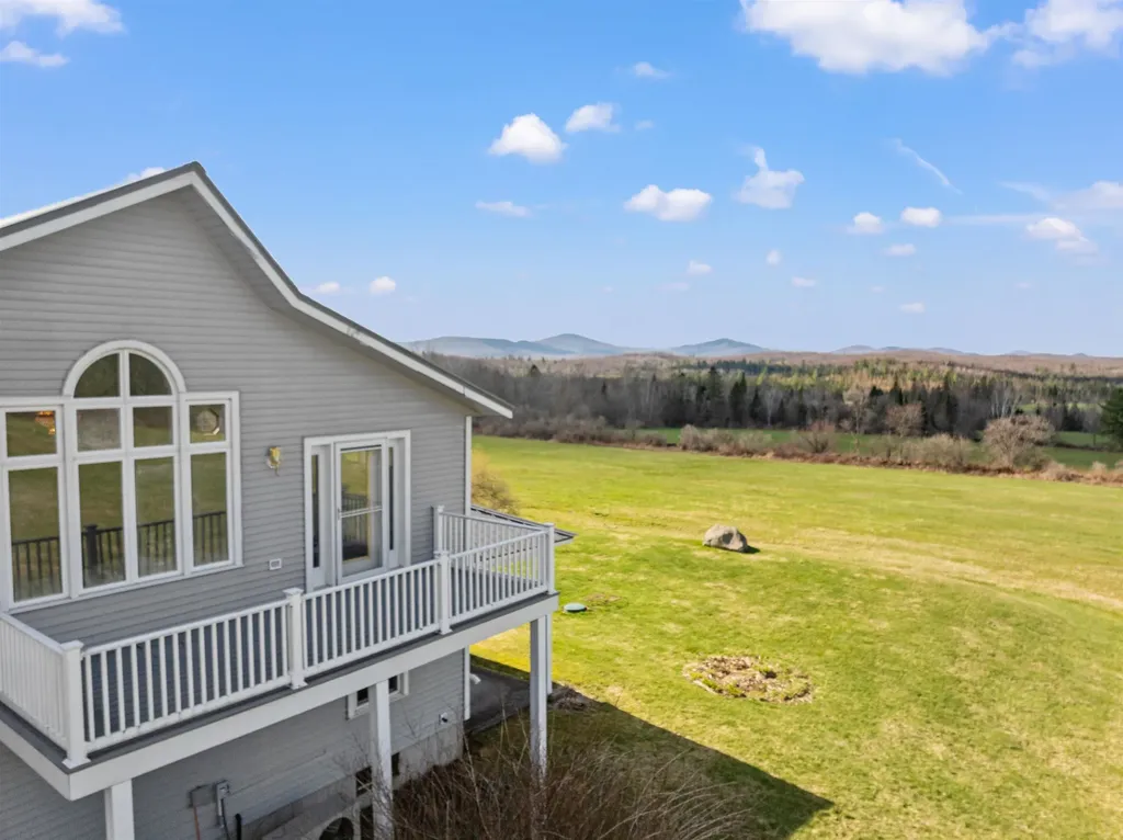 68 Garland Road Lancaster NH 03584