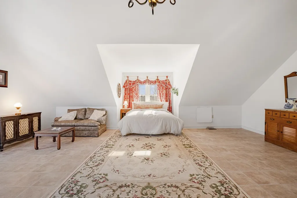68 Garland Road Lancaster NH 03584