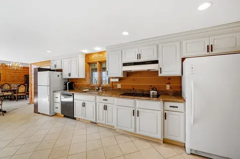 68 Garland Road Lancaster NH 03584