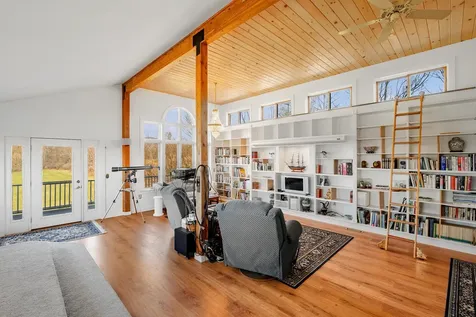 68 Garland Road Lancaster NH 03584