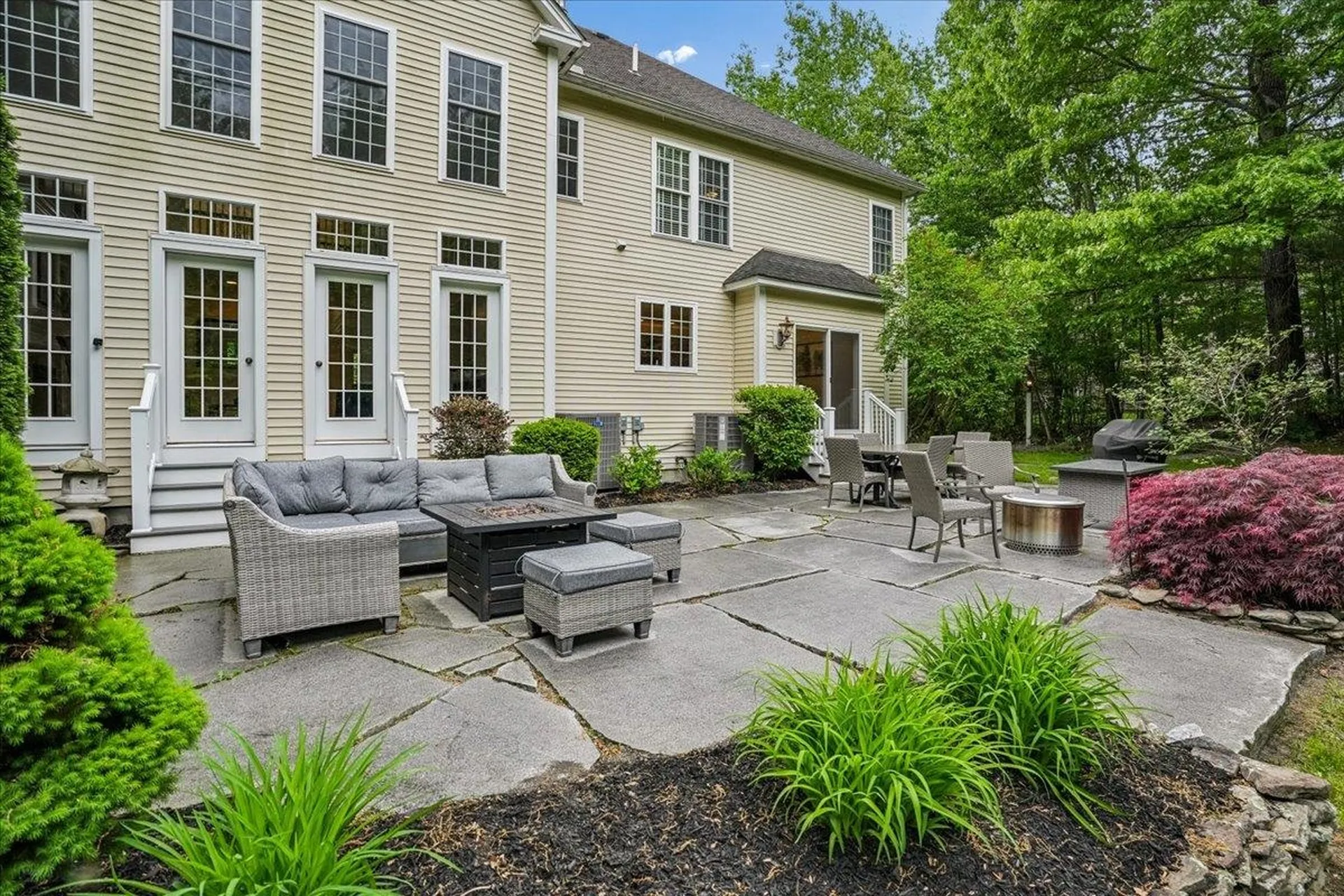 15 Mill Stone Terrace Bedford NH 03110