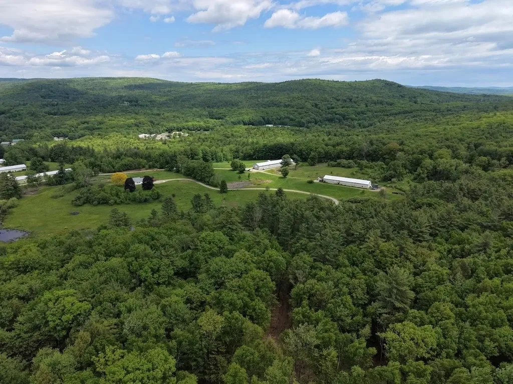 Hurricane Road Westmoreland NH 03467