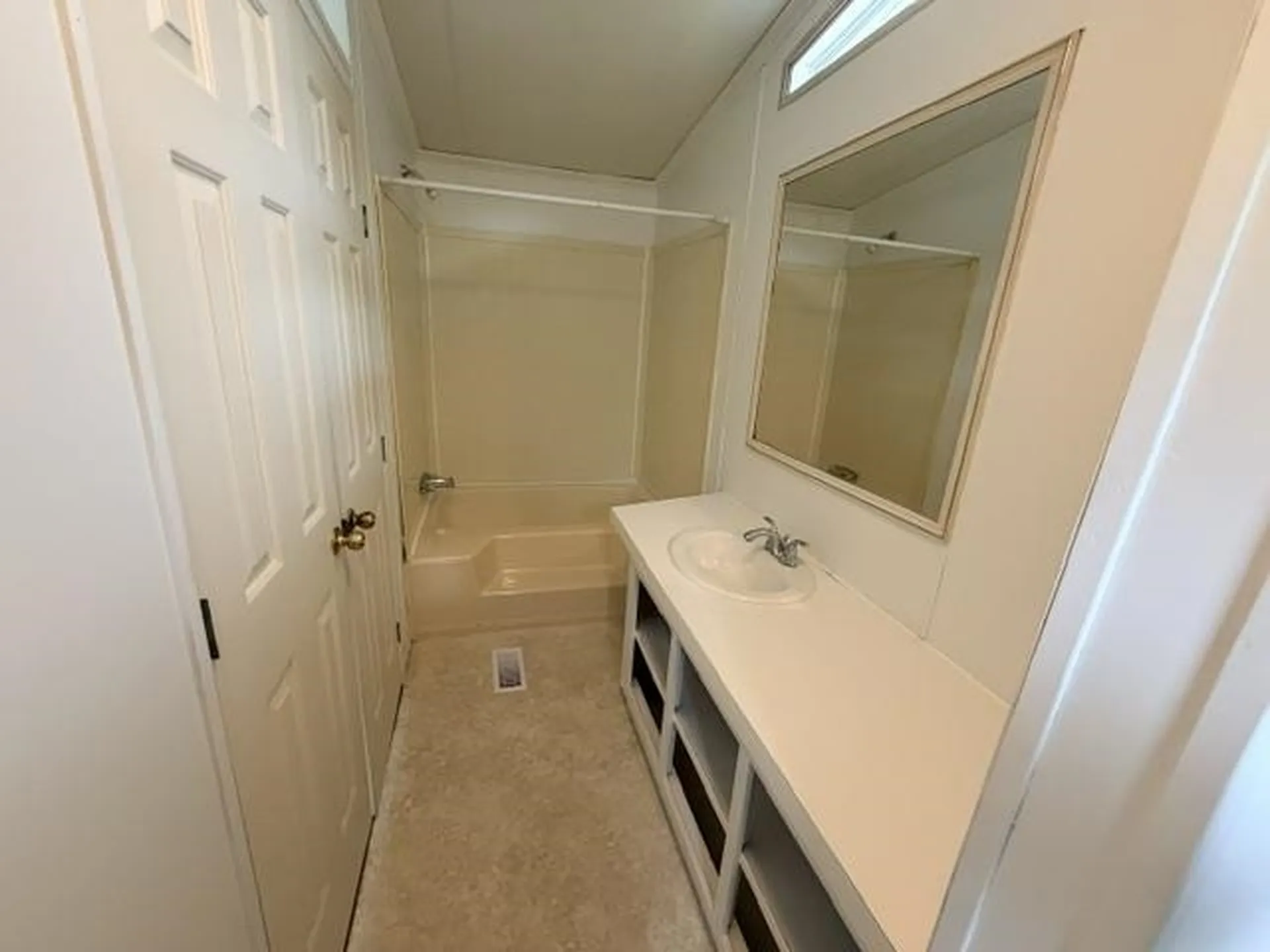 10 Springbrook Street Hinsdale NH 03451