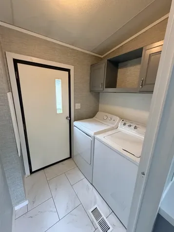10 Springbrook Street Hinsdale NH 03451