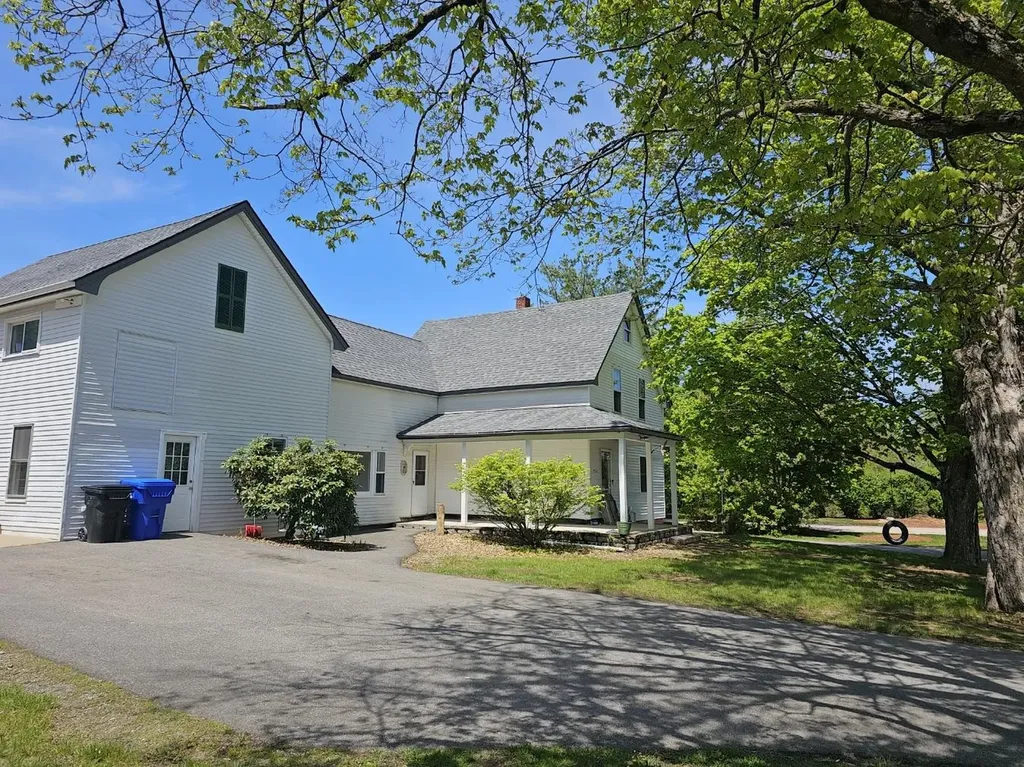 117A Lowell Road Hudson NH 03051